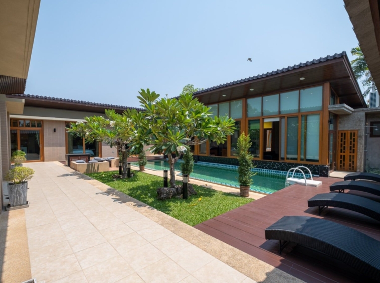 3 Bedroom Pool Villa in Saraphi-TNP-D972