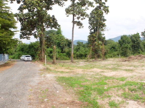 Land 4 Rai 2 Ngan 35 Sqw at Doisaket Chiangmai-I-3010