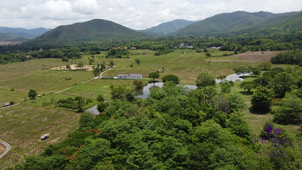 peaceful area only 30 min from Chiang Mai city.-I-3979