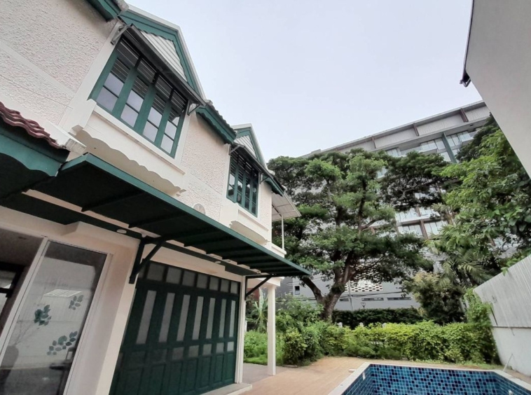 5 Bedroom Pool villa for rent in Nimman-SM-sta-1356