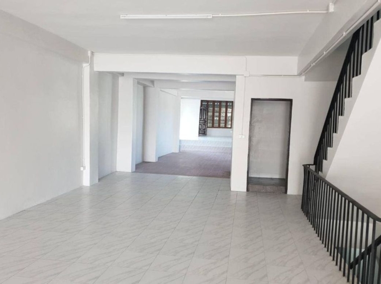 5-storey commercial building rental Next to the moat of Chiang Mai-SM-sta-1403