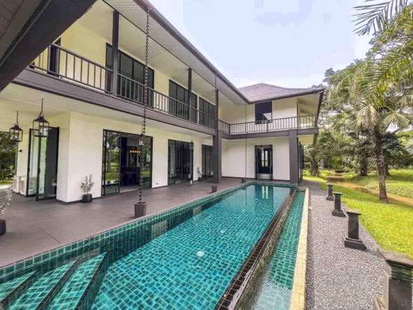 Luxury Lakeside Home for Sale in Mae RIm-SS-*MR1041