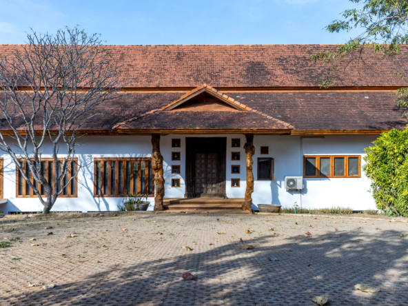 [8 Rai] Indian House Style for Sale in Mae Rim-SS-MR15935