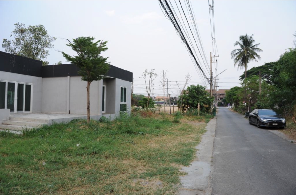 Land for Sale in Chang Phueak