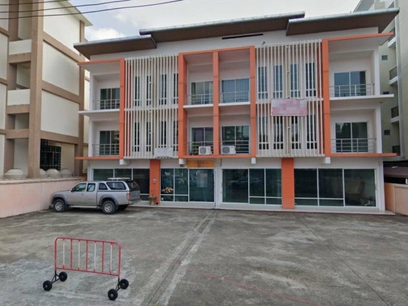 Commercial/Shophouse for Sale in Suthep