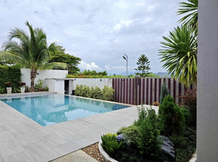 Pool Villa for Sale in Chae Chang