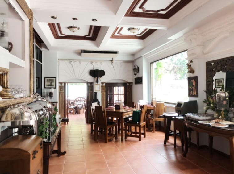 5-Star Hotel for Sale in The Most Prime Area of Chiang Mai Old City-IRE-IRECPS005