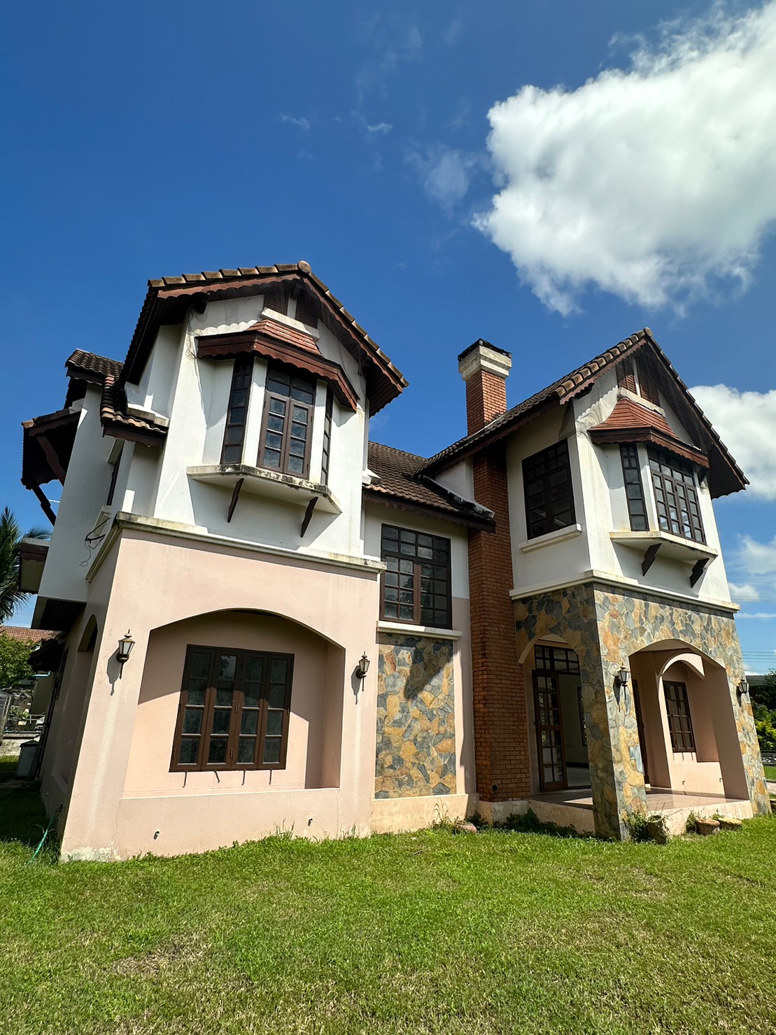 Beautiful 2 story house for sale-IRE-IREHS021