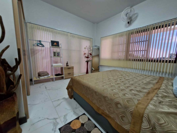 Exquisite 3 Bedroom House for Sale in Hang Dong