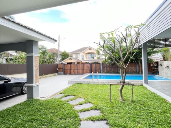 Superb Conveniently Located Pool Villa For Sale-IRE-IREPVS006