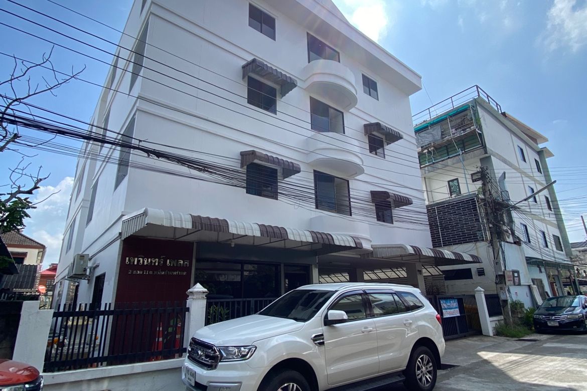 36 rooms apartment for sale in Chang Phuak