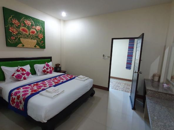 Comfortable Hotel For Sale in Chiang Mai