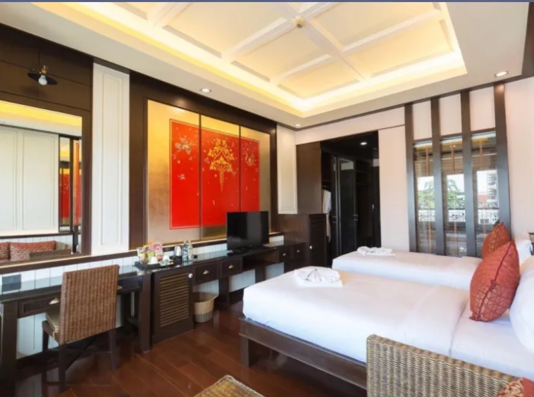 Impressive Four-Star Hotel for Sale in Chiang Mai - Prime Location.-CMP-311