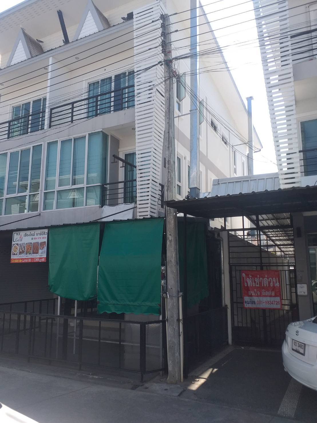 A modern commercial building with 3 bedrooms and 3 bathrooms in the Nong Hoi