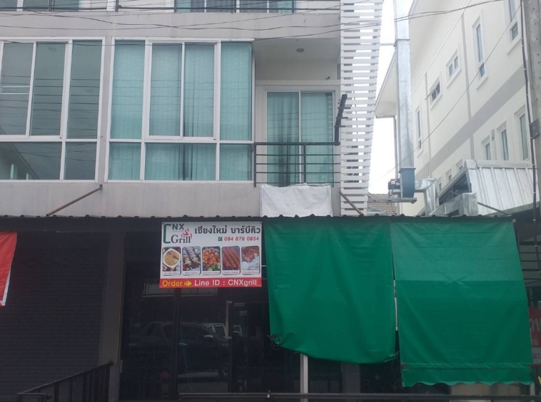 A modern commercial building with 3 bedrooms and 3 bathrooms in the Nong Hoi