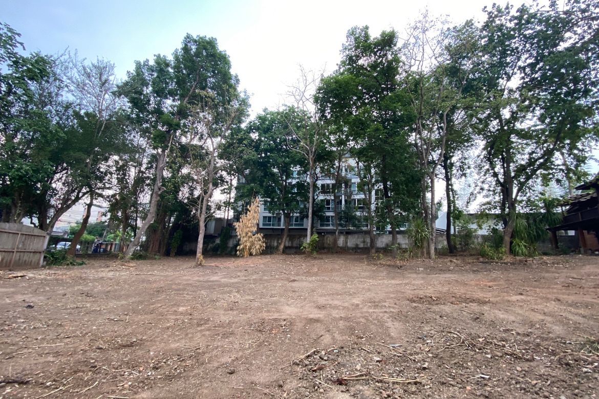 A land for rent with construction in Muang Chiang Mai-P-PCCR922