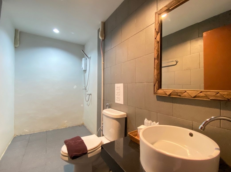 34 keys hotel for sale in Muang Chiang Mai-P-PCCS1033