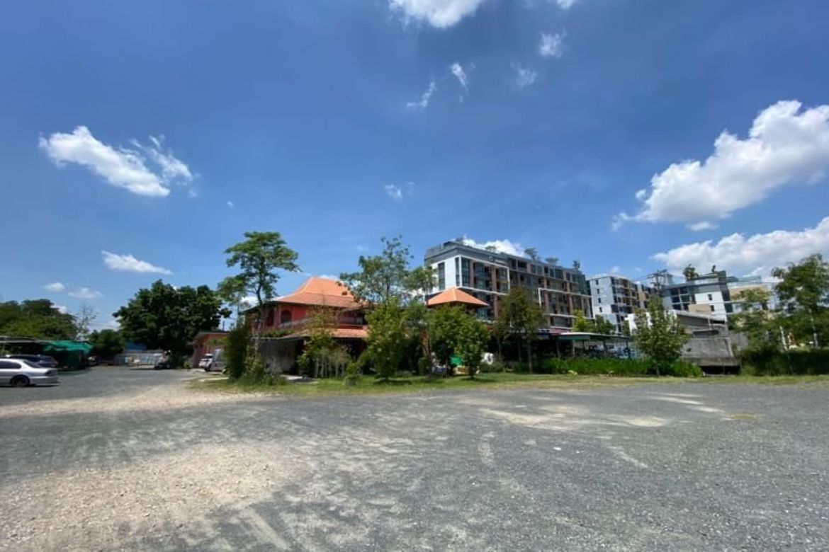 Land with resturant for sale in Muang Chiang Mai-P-PCCS594