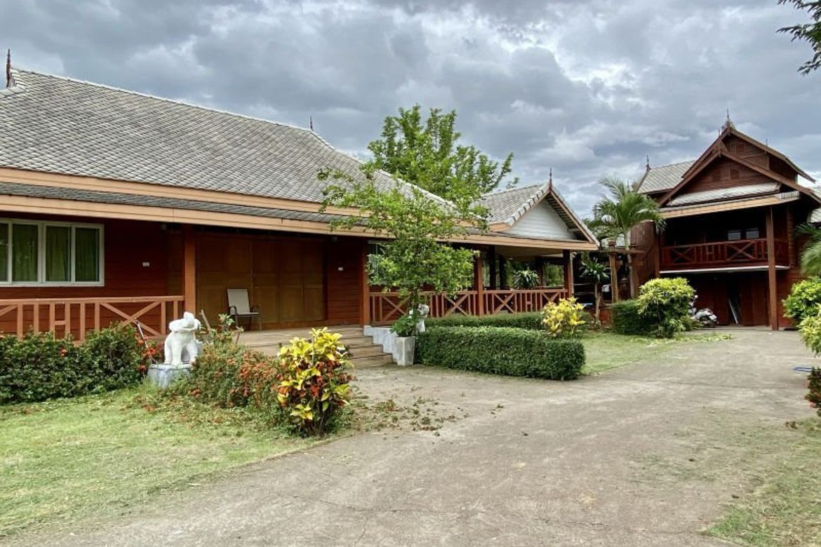 Thai Style Villas for sale in Sankhampeang