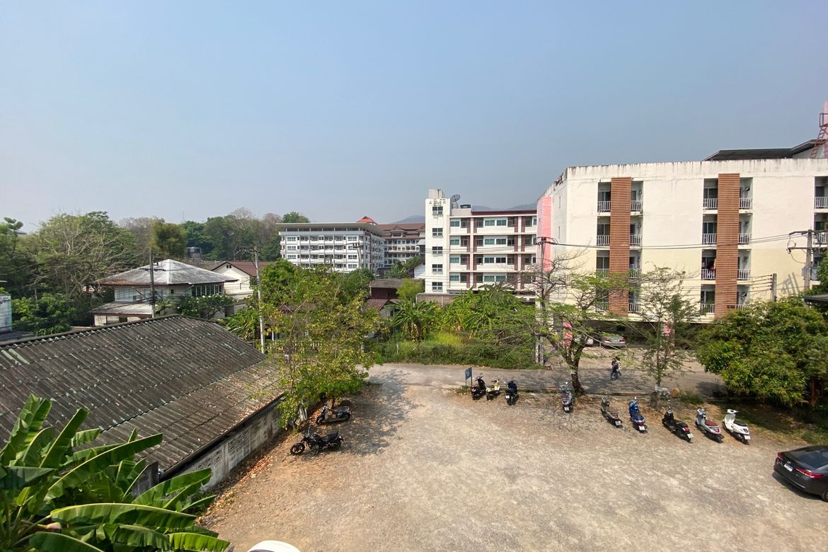 A commercial building for sale in Muang Chiang Mai-P-PCCS906