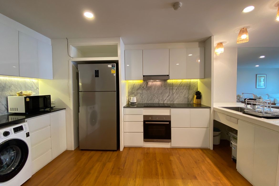 2 bed unit for rent in Nimman area