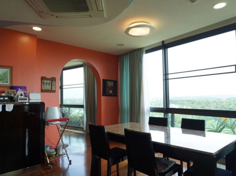 3 bed large unit for sale at the Green Valley Condo in Mae Rim