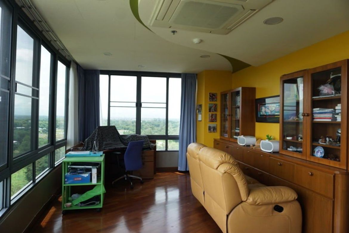 3 bed large unit for sale at the Green Valley Condo in Mae Rim