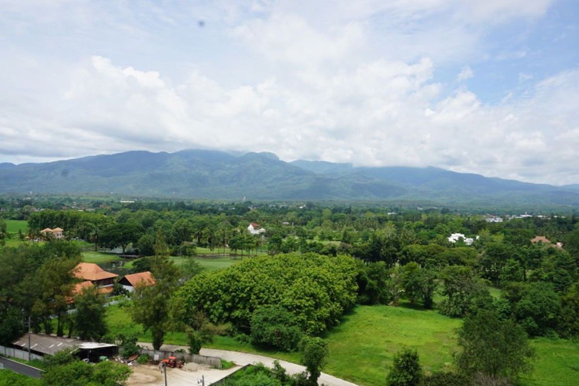 3 bed large unit for sale at the Green Valley Condo in Mae Rim