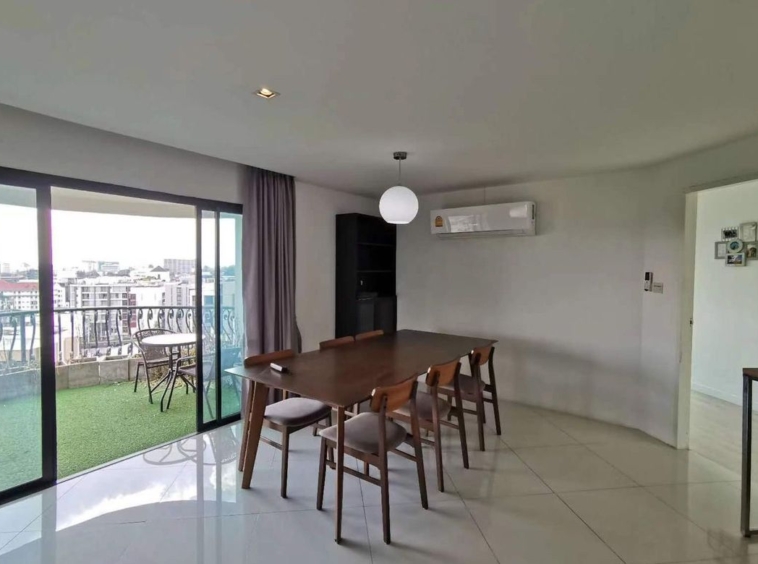 3 Bedroom 2 Bathroom for Sale at Hillside 4 Condo-SM-Sta-1259