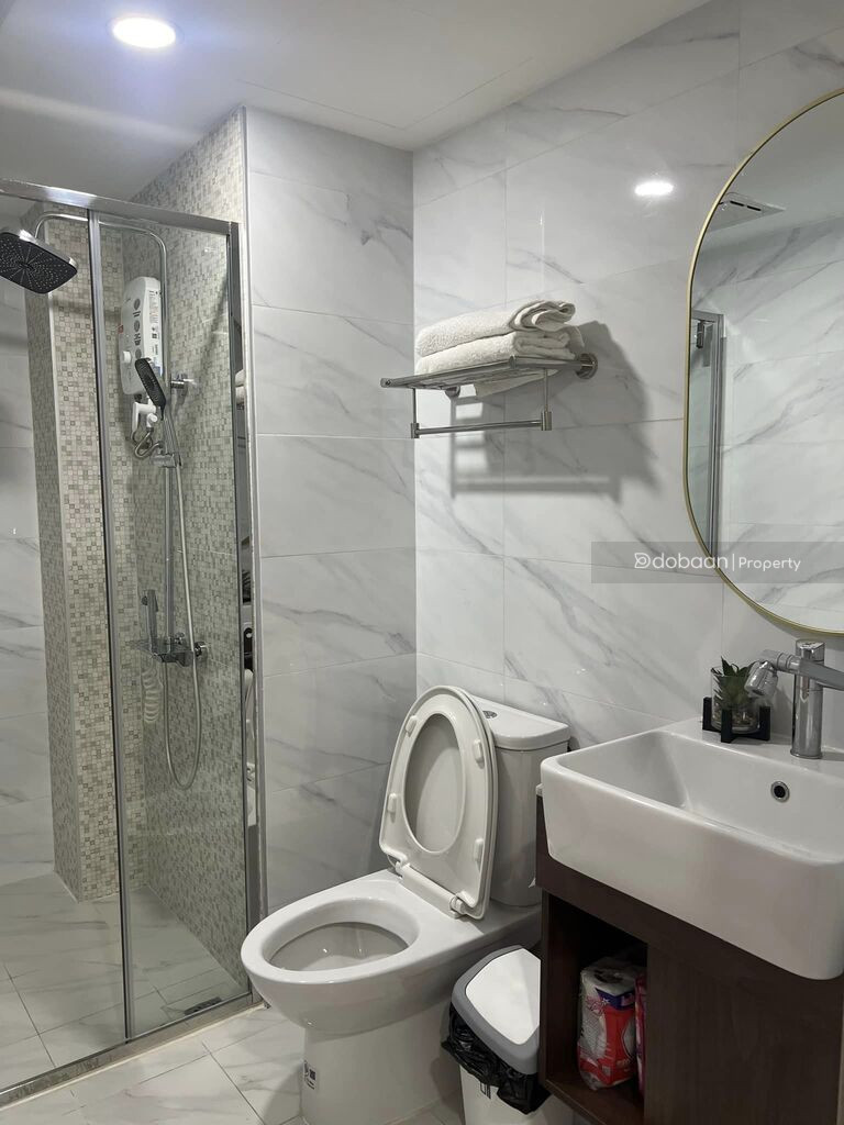 2-bathroom condo located in the San Sai area