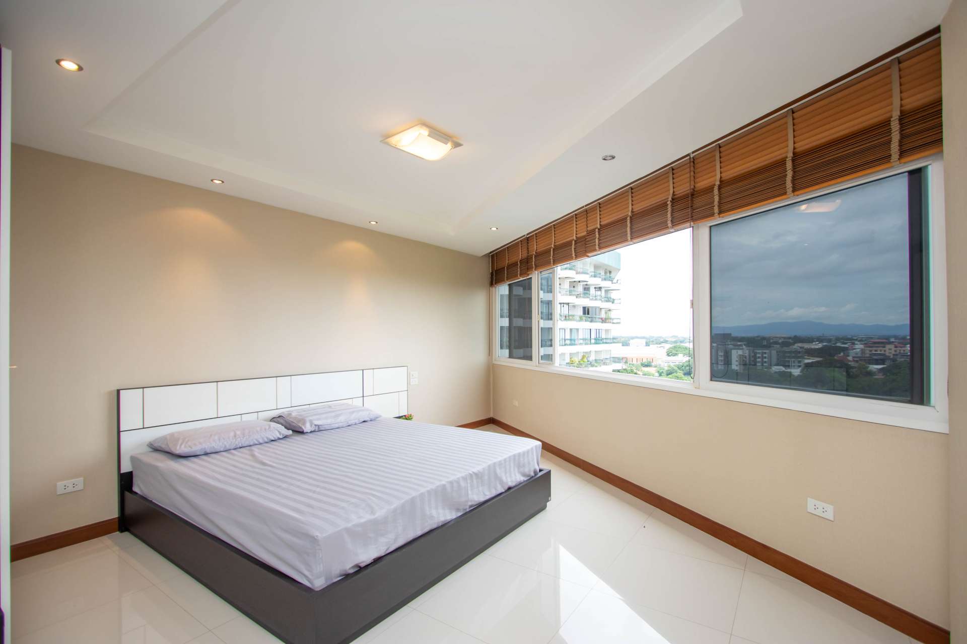 Luxurious 2-Bedroom Apartment for Sale at Hillside 4