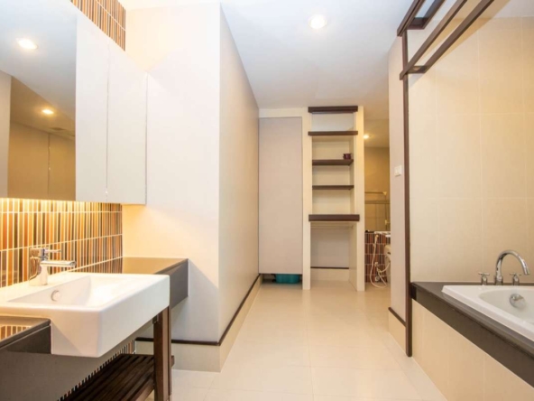 Exquisite One-Bedroom Apartment in Nimman Area at The Unique-PH-UNQ040