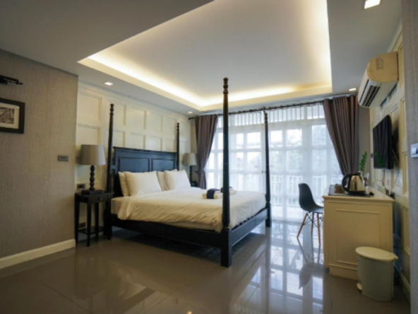 12 rooms hotel for sale in Muang Chiang Mai-P-PCCS926