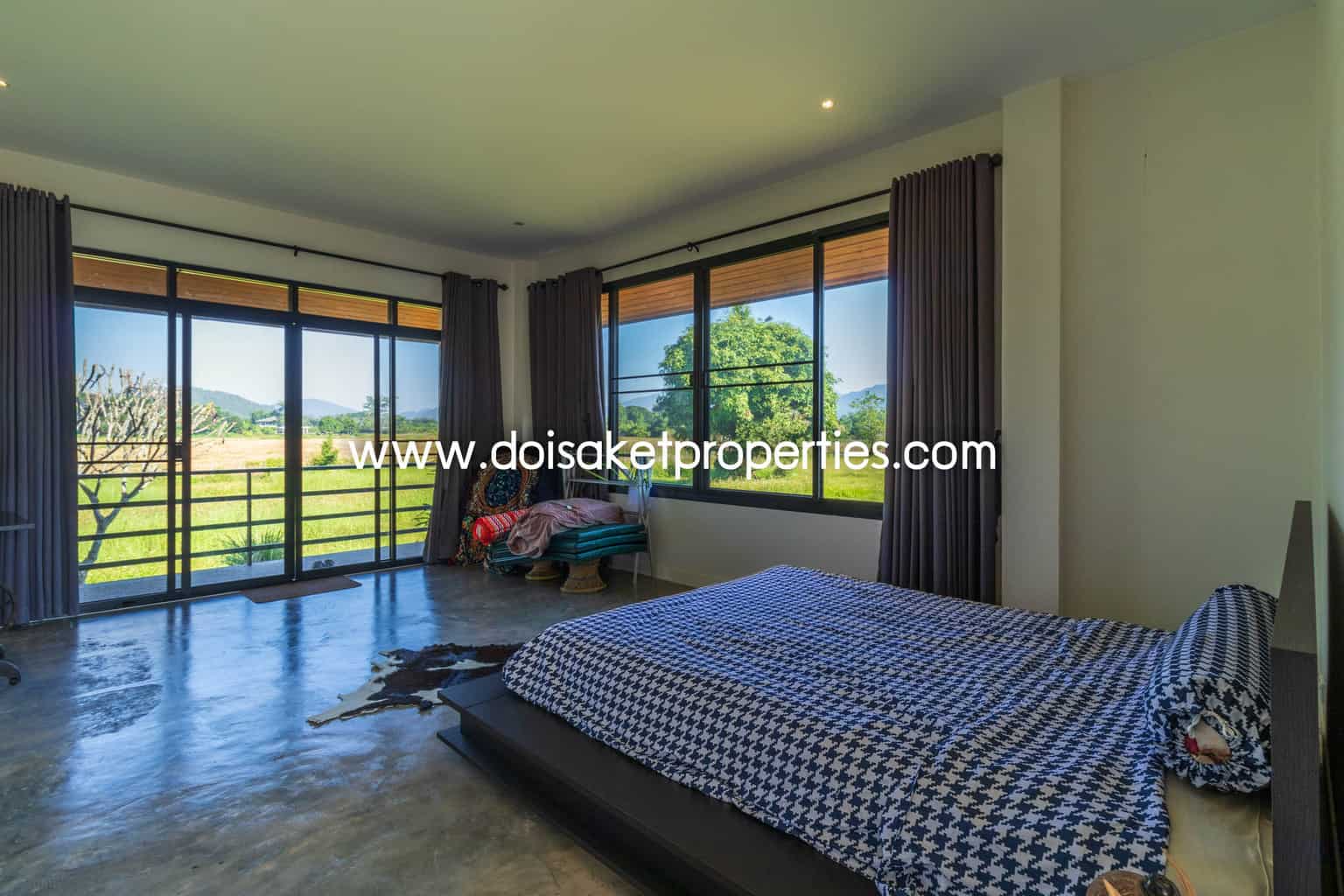 Doi Saket-DSP-(HS294-02) Beautiful Home for Sale on Nearly 4.5 Rai of Land in Doi Saket