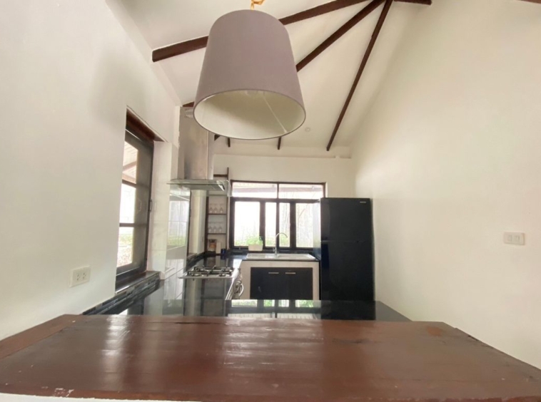 A cozy 3 bed pool villa for rent in Nong Kwai