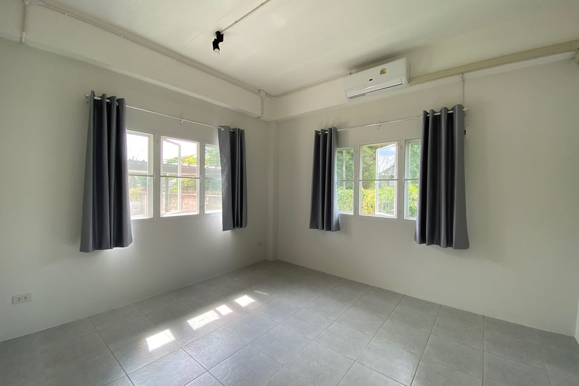 Brand new 4 bed house for rent in Hang Dong