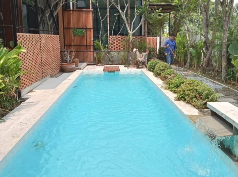 3 bed modern bungalow with a private pool for rent in Hang Dong