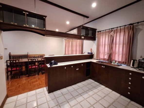 single level In the city near Khao Soi Samer Jai-J-JOY1672