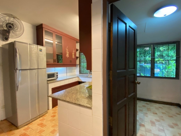 A colonial style 3 bed house for rent in Muang Chiang Mai-P-PHR946