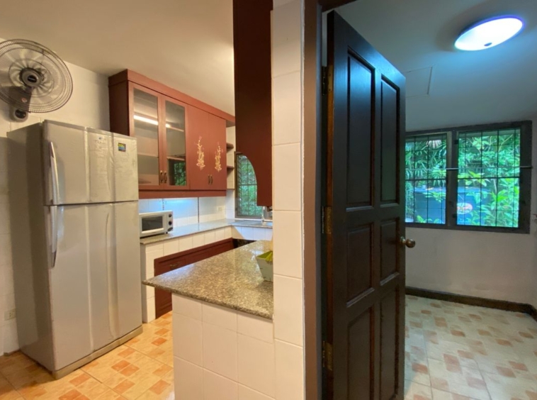 A colonial style 3 bed house for rent in Muang Chiang Mai-P-PHR946