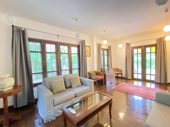 A colonial style 3 bed house for rent in Muang Chiang Mai-P-PHR946