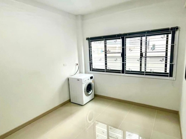 3 bedroom house for rent in the Jai Kaew Erawan 31