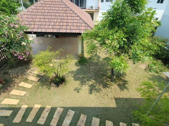 spacious area (San Kamphaeng)-J-JOY1497