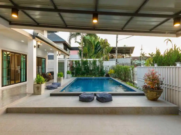 Stunning Pool Villa: House for Sale in Chiang Mai | 7.99M Baht-CMP-278