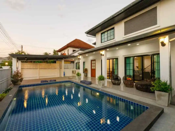 Stunning Pool Villa: House for Sale in Chiang Mai | 7.99M Baht-CMP-278