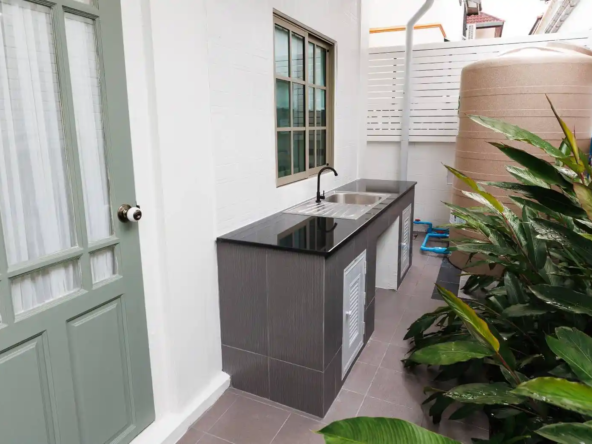 Spacious 5-Bedroom House for Sale in Chiang Mai-CMP-352