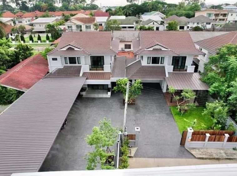 Spacious 7BR Twin House for Sale in Chiang Mai - Reduced Price-CMP-41