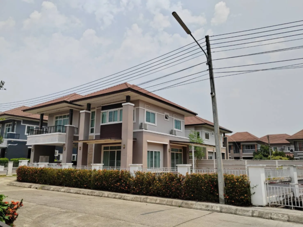 Modern House for Sale Chiang Mai | Koolpunt Ville Village 16-CMP-97