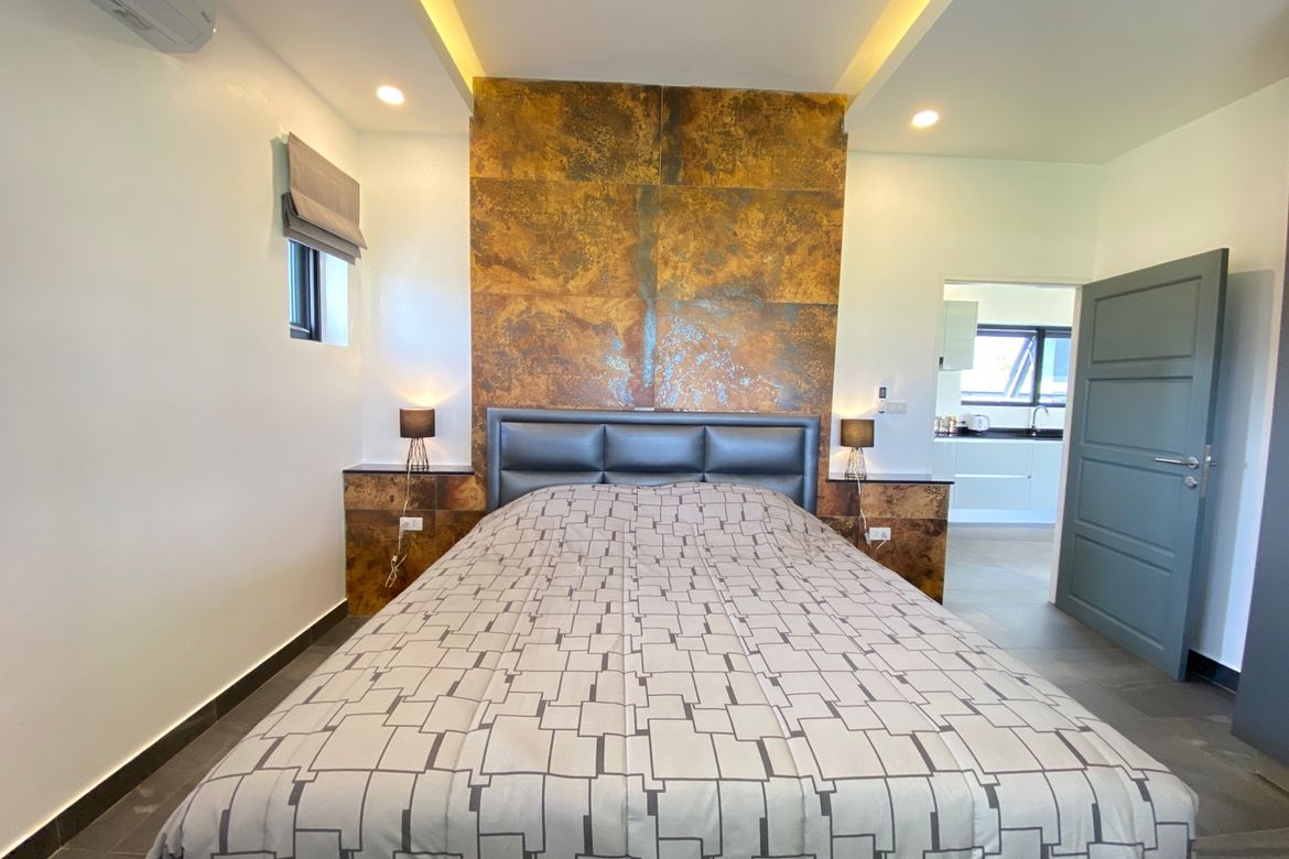 A modern 4 bed house for sale in Doi Saket-P-PHS879