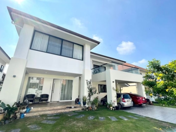 Modern house for sale Pratunam Community Near Lanna International School